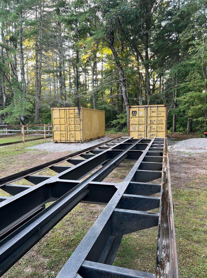 SHIPPING CONTAINERS IN St Louis, MO Shipping containers Used Conex Storage containers