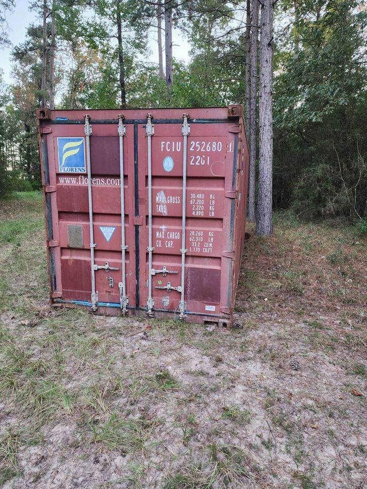 SHIPPING CONTAINERS IN St Louis, MO Shipping containers Used Conex Storage containers