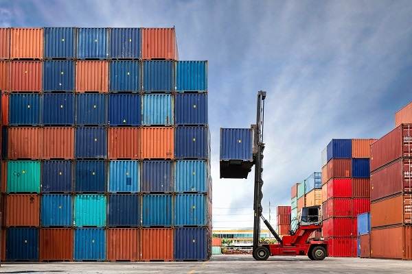 How Shipping Container Delivery is Changing the Logistics Industry