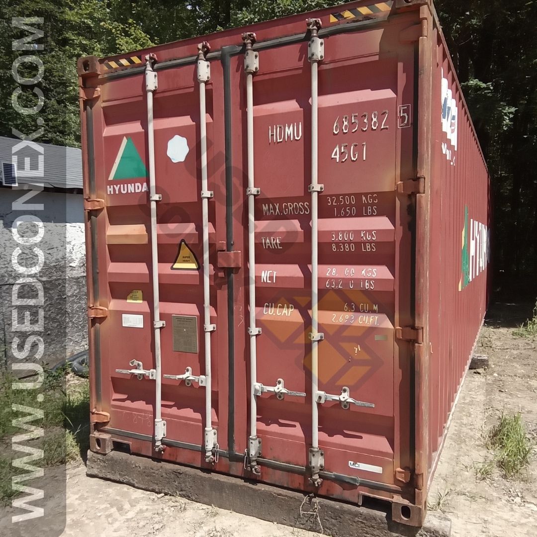 How to get rid of the bad smell of a metal shipping container ?