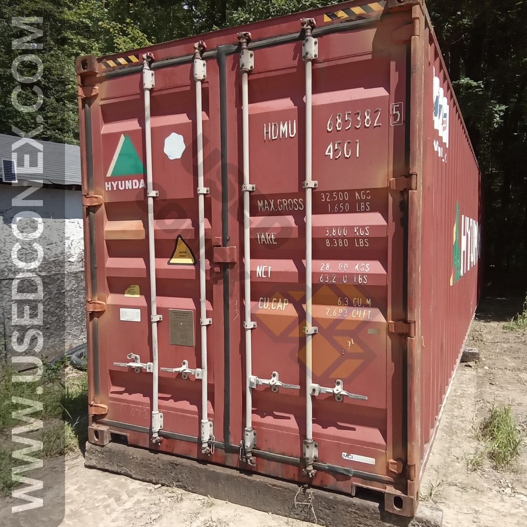 5 Reasons Shipping Containers Make Great Storage